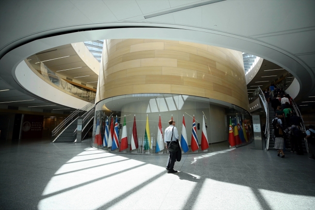 NATO yeni karargahının kapılarını açtı